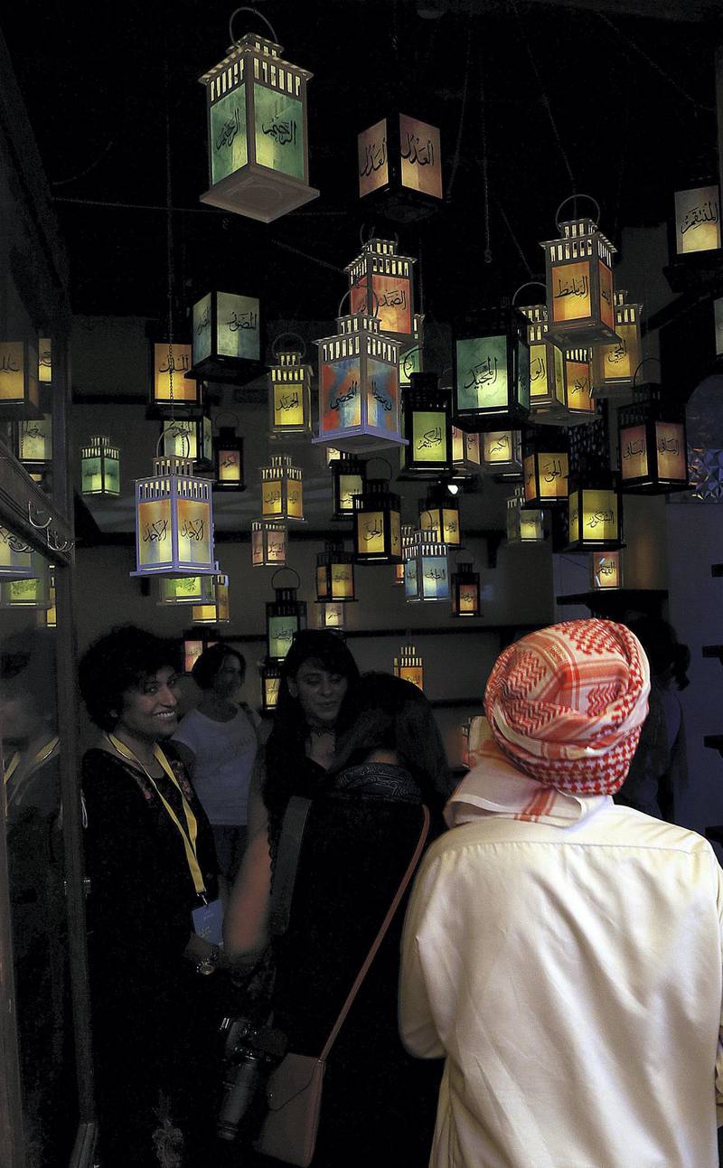Dubai, March 20, 2018: Visitors at the Sikka Art fair at Al Fahidi Historical District in Dubai. Satish Kumar for the National