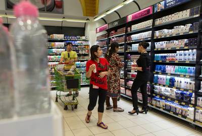 Dubai, United Arab Emirates, March 24, 2017:     General view of shoppers at the Lulu Hypermarket in the Al Barsha area of Dubai on March 24, 2017. Christopher Pike / The National

Job ID: 15607
Reporter:  N/A
Section: News
Keywords: VAT, tax, retail, customer, shop, shopping, grocery, cosmetics, clothes, jewelry, value *** Local Caption ***  CP0324-na-VAT-07.JPG