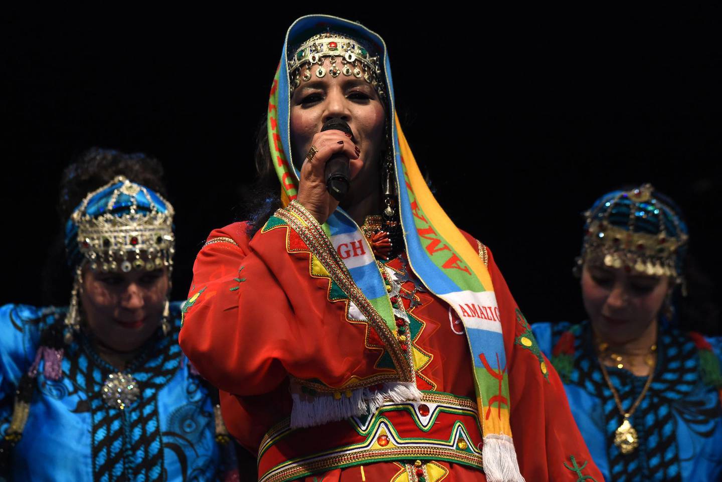 Amazigh singer Fatima Tabaamrant performs during the festival  "Edition Tiwsi " to celebrate the Amazigh new year, also called "Yennayer", the 2,965th year,  on January 12, 2015 in Tiznit, Morocco. The Amazighs, or Berbers, are the ethnicity indigenous to North Africa west of the Nile Valley.   AFP PHOTO / FADEL SENNA (Photo by FADEL SENNA / AFP)