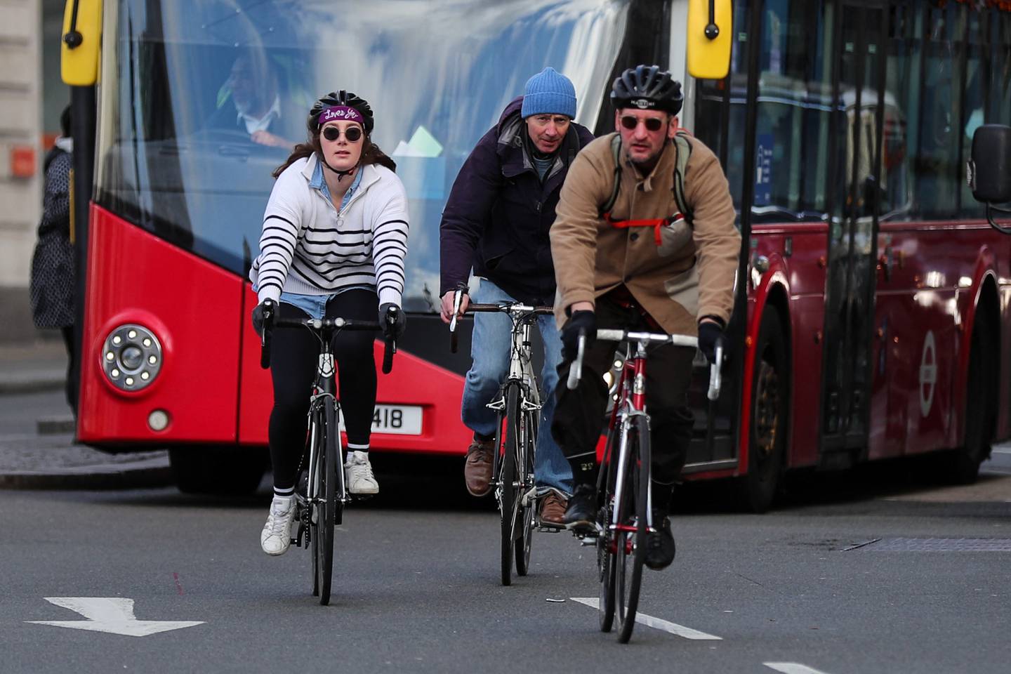 Cyclists in London have urged the mayor to reduce the risk posed to cyclists at the notorious Holborn gyratory. Photo: Reuters