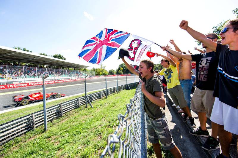 MONZA, ITALY - SEPTEMBER 05:  Tifosi during qualifying for the Formula One Grand Prix of Italy at Autodromo di Monza on September 5, 2015 in Monza, Italy.  (Photo by Peter J Fox/Getty Images)