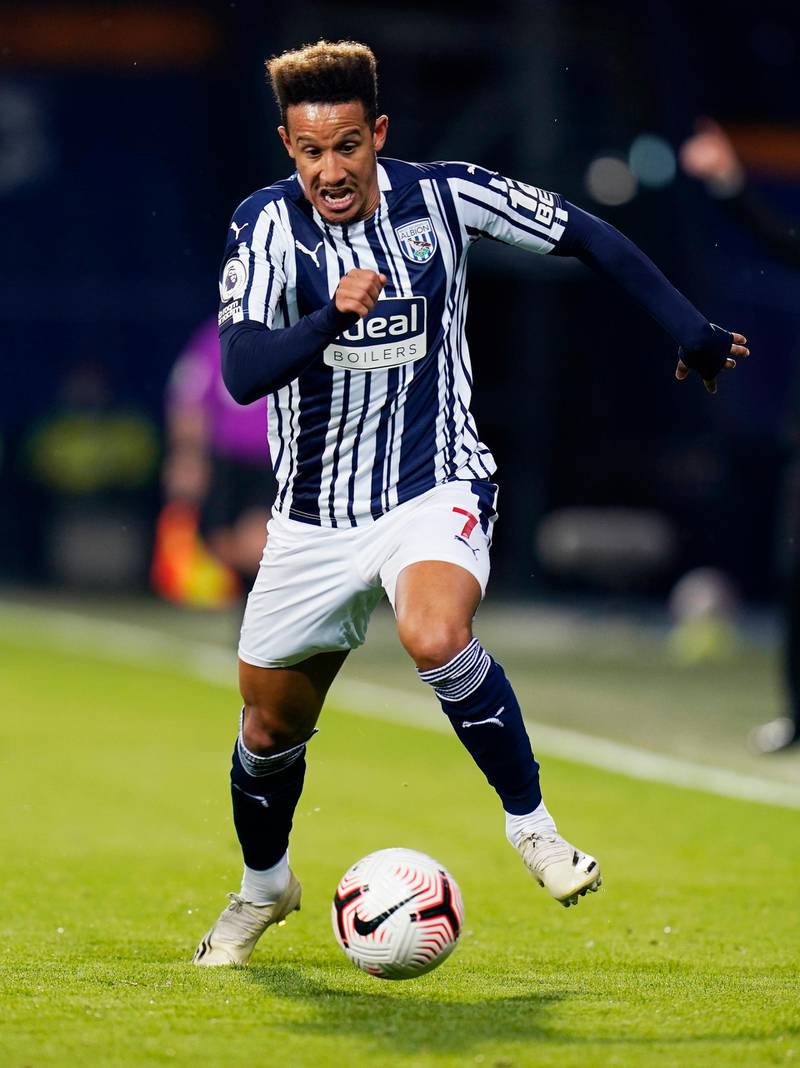 WEST BROMWICH, ENGLAND - OCTOBER 19: Callum Robinson of West Bromwich Albion runs with the ball during the Premier League match between West Bromwich Albion and Burnley at The Hawthorns on October 19, 2020 in West Bromwich, England. Sporting stadiums around the UK remain under strict restrictions due to the Coronavirus Pandemic as Government social distancing laws prohibit fans inside venues resulting in games being played behind closed doors. (Photo by Tim Keeton - Pool/Getty Images)