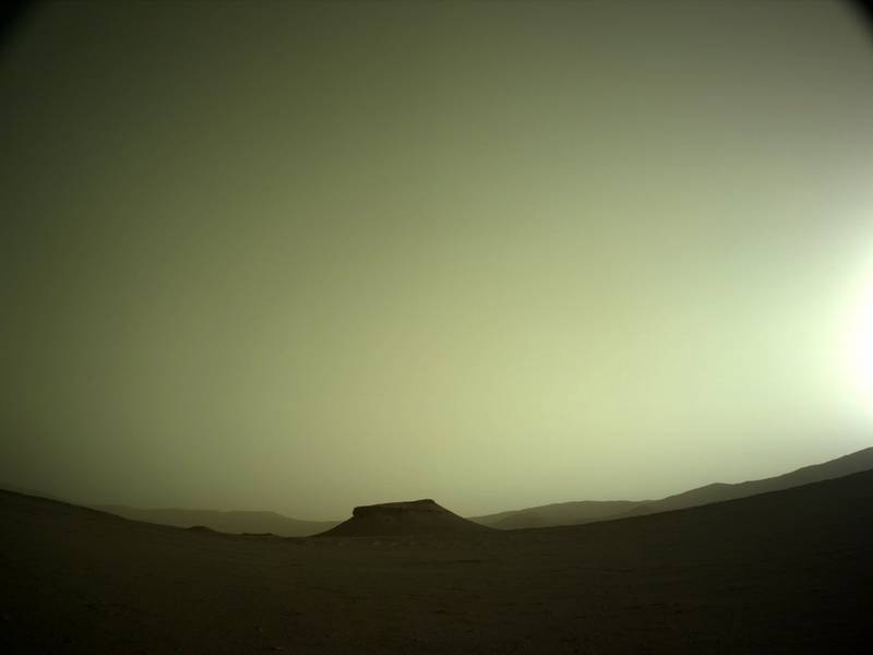 The rover captures an evening sky on Mars.