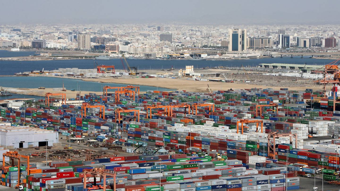 사우디 아라비아 왕국이 되기 위해 “2030년까지 수출액이 3,540억 달러에 달하는 세계 무역의 주요 동력”