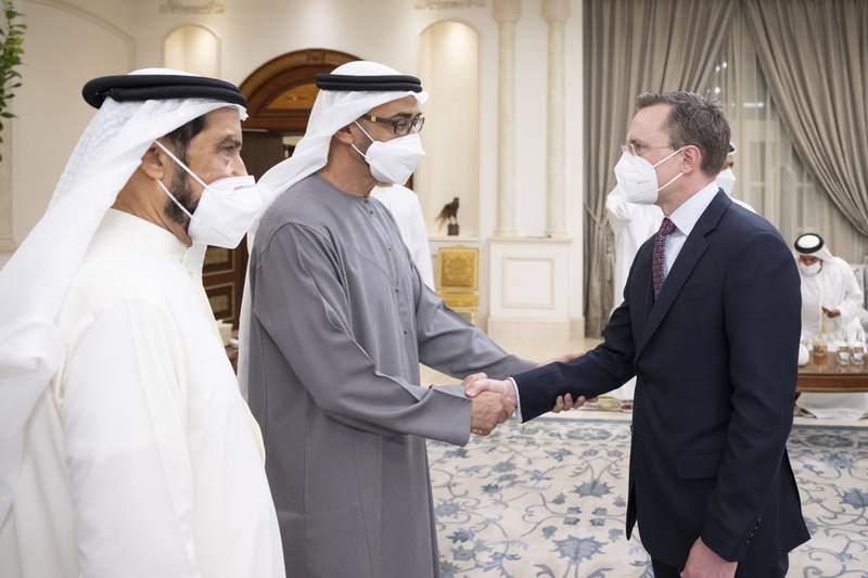 The President, Sheikh Mohamed, receives mourners.
Hamad Al Kaabi / Ministry of Presidential Affairs 