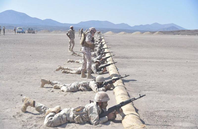 Yemeni recruits during an exercise.