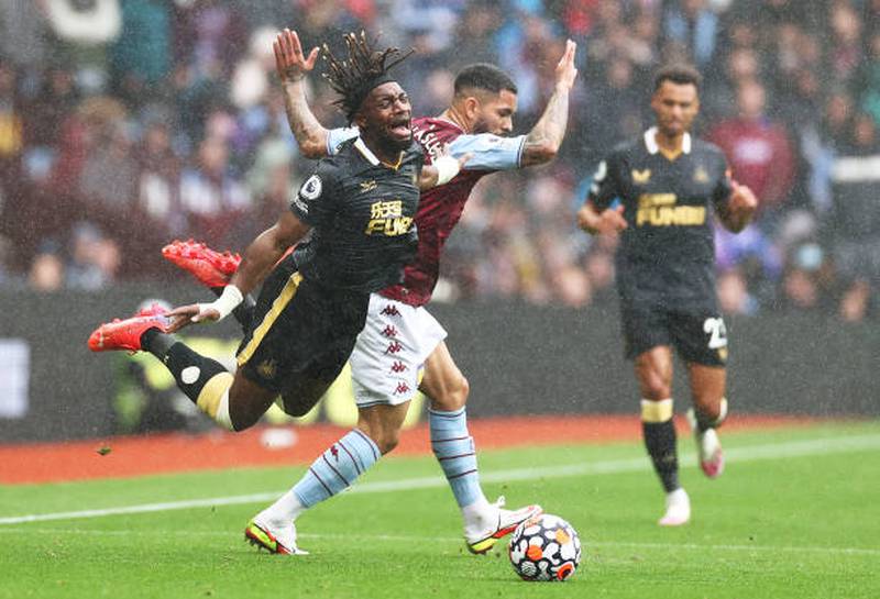 Allan Saint-Maximin - 6: Very few flashes of his trademark trickery as Villa kept the Frenchman under close watch. Getty