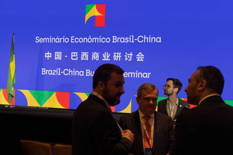中国和巴西正在达成协议，将使用他们的货币而不是美元进行贸易