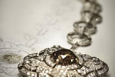 The Mythical Story Behind Chanel N°5 High Jewellery Collection