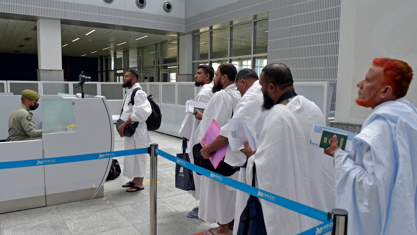 مطارات دبي جاهزة للتعامل مع عبء الحج