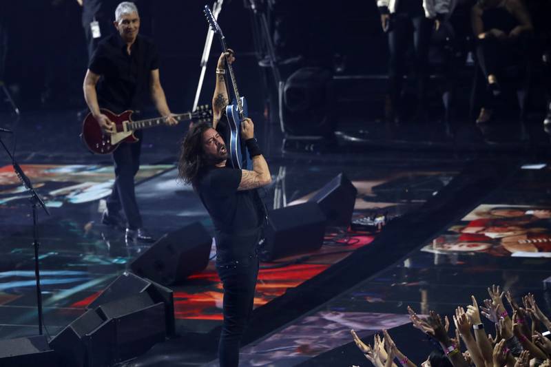 Dave Grohl performs with the Foo Fighters. Reuters