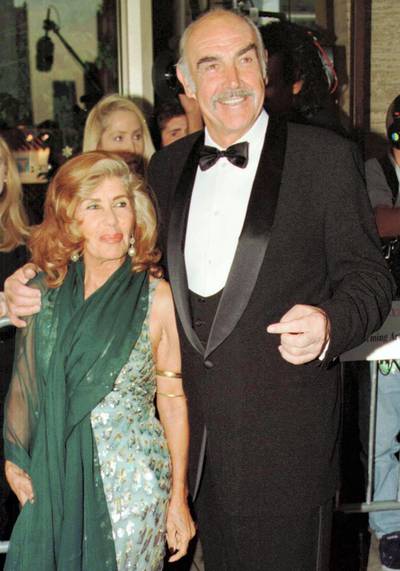 Film star Sean Connery, best known for his portrayal of Ian Fleming's James Bond, arrives with his wife Micheline at New York's famed Avery Fisher Hall at Lincoln Center for the Film Society of Lincoln Center's gala Tribute to Connery and his film career, May 5.

TRIBUTE CONNERY