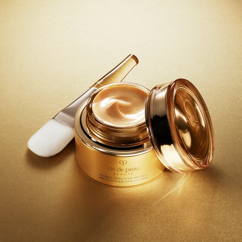 Precious Gold Vitality Mask by Cle de Peau Beaute. Photo: Cle de Peau Beaute
