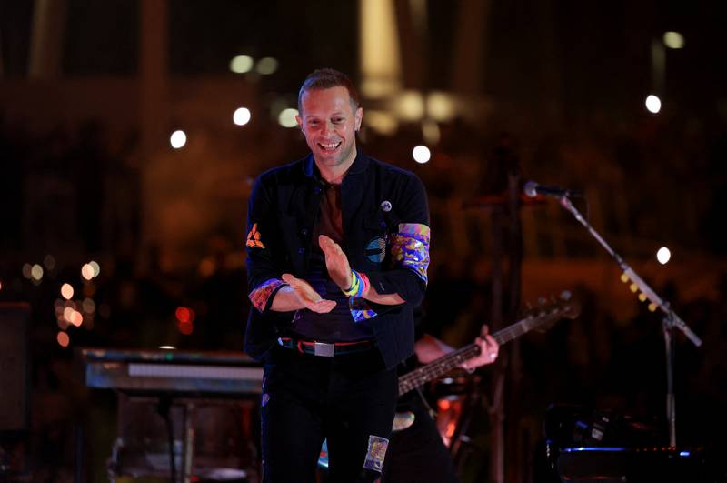 Chris Martin went around the circular stage a number of times, greeting the audience.