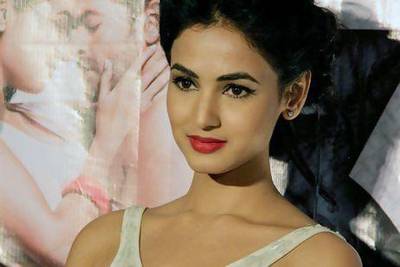 Sonal Chauhan says her new film, 3G, "offers you horror in a different way". IANS