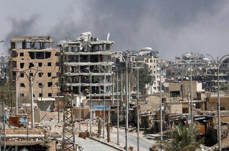 A view of buildings destroyed during clashes between Syrian Democratic Forces and Islamic State militants in Raqqa, Syria September 30, 2017. REUTERS/Erik De Castro