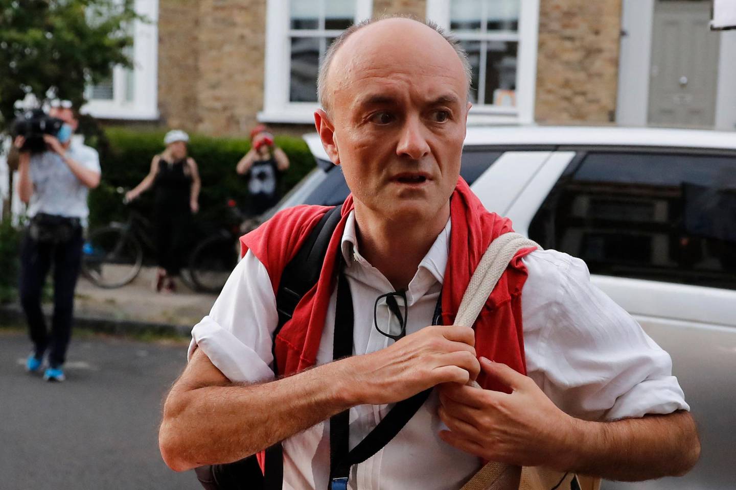 (FILES) In this file photo taken on May 25, 2020 Number 10 special advisor Dominic Cummings arrives home in London. British Prime Minister Boris Johnson's former top aide launched an extraordinary tirade Friday, April 23 after a series of incriminating leaks, claiming the Conservative leader lacks "competence and integrity". / AFP / Tolga AKMEN
