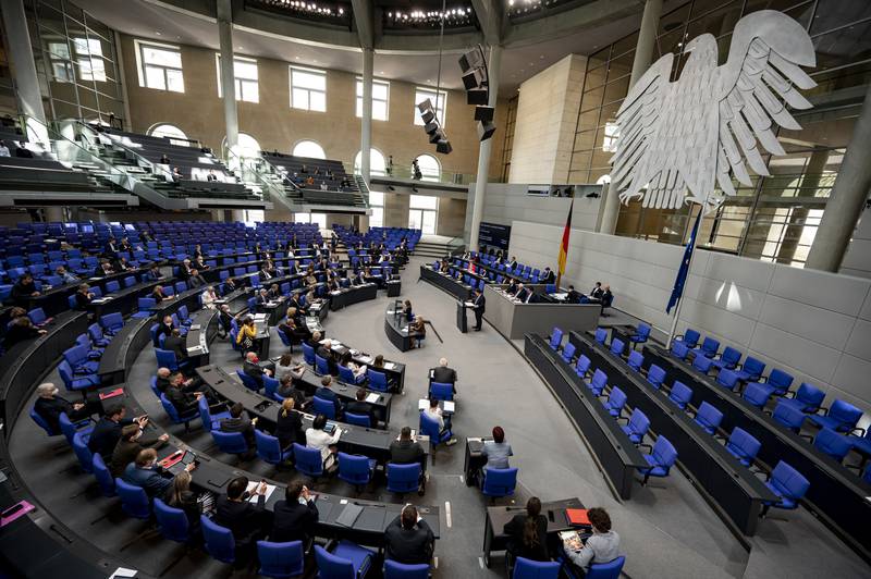 German MPs voted by a large majority to supply Ukraine with heavy weapons. AP