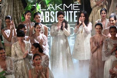Lakme Absolute Brand Ambassador Kareena Kapoor Khan and Lakme Grand Final. Courtesy of Lakme Fashion Week, Mumbai