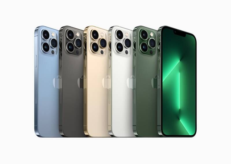 The different colours of the iPhone 13.