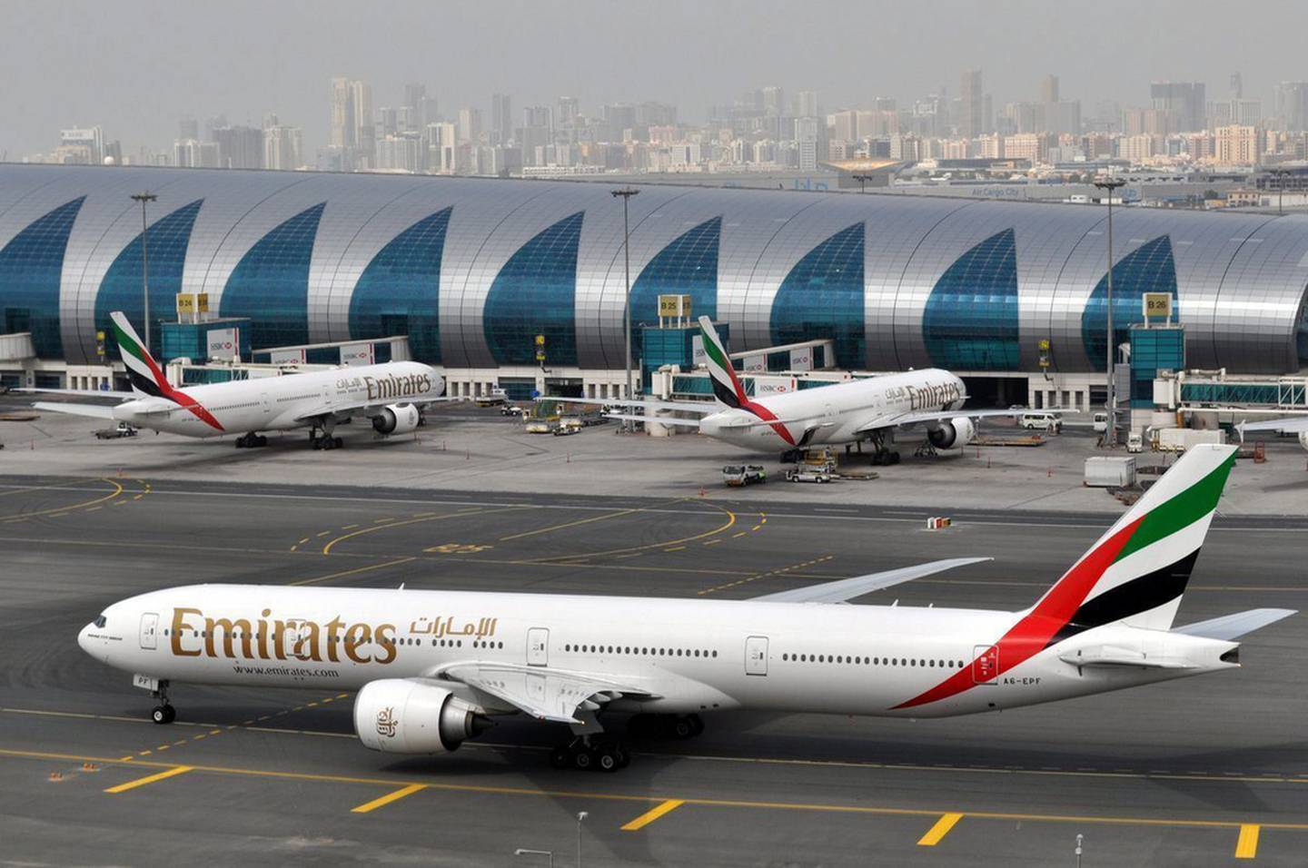Emirates aumentó recientemente los vuelos entre Dubái y México al servicio diario.  Adam Schreck / AB