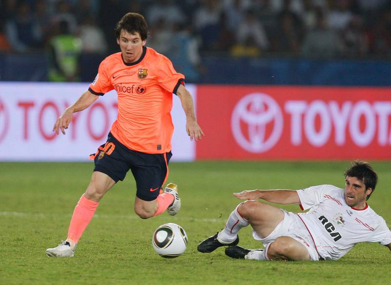 ABU DHABI 19th December 2009. CLUB WORLD CUP FINAL. ESTUDIANTES V BARCELONA. Lionel Messi in action  at Zayed Sports City last night ( sat) Stephen Lock   /  The National   *** Local Caption ***  SL-final-024.jpg