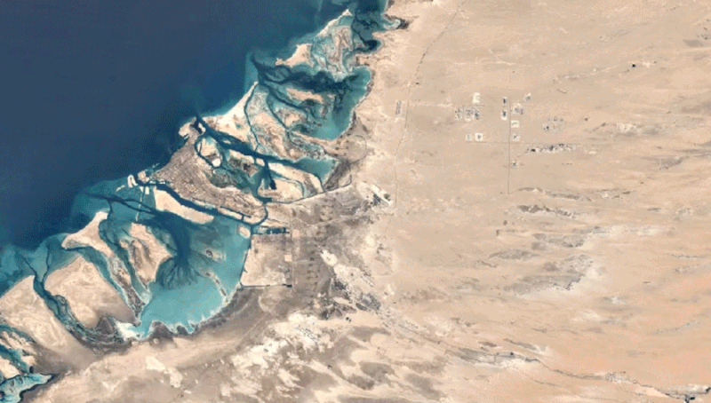 Abu Dhabi between 1984 and 2020. Gif: Google Earth Timelapse