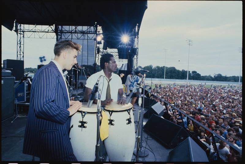 Hall and Staple performing in 1981. Getty Images