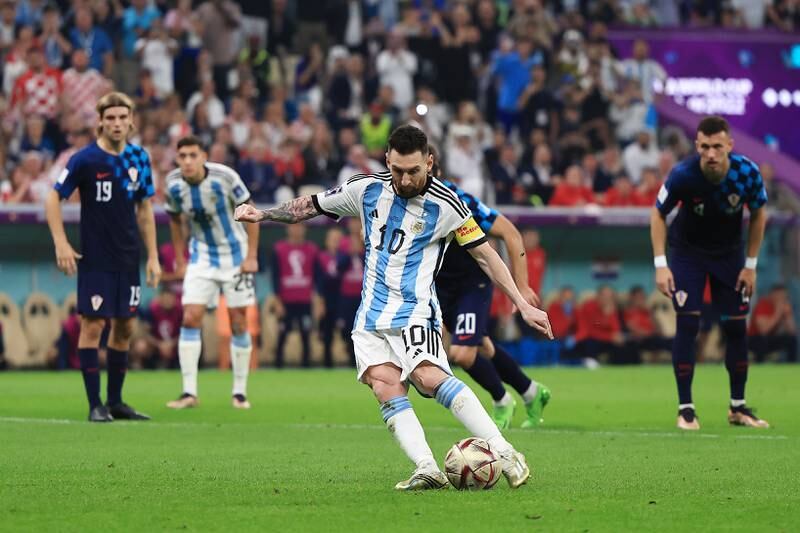 Lionel Messi scores his penalty. Getty
