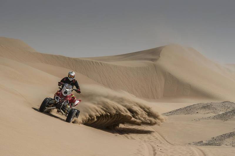 Kamil Wisniewski in action in the quads category of the 2017 Abu Dhabi Desert Challenge.