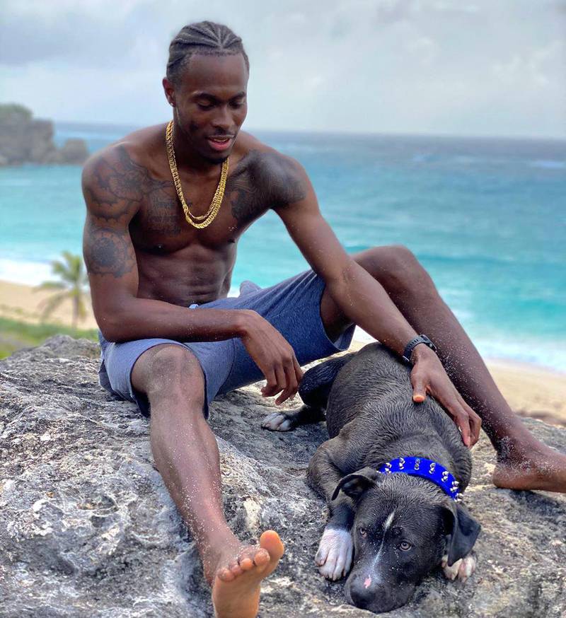 England pacer Jofra Archer with his little friend. Courtesy Rajasthan Royals twitter / @rajasthanroyals