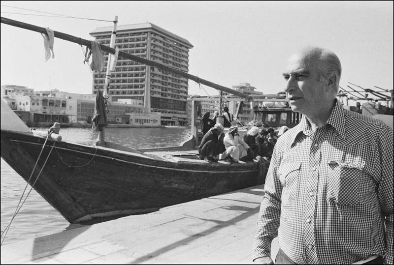 Juan Manuel Fangio in Dubai on December 11, 1981.  Francois Lochon / Gamma-Rapho / Getty Images