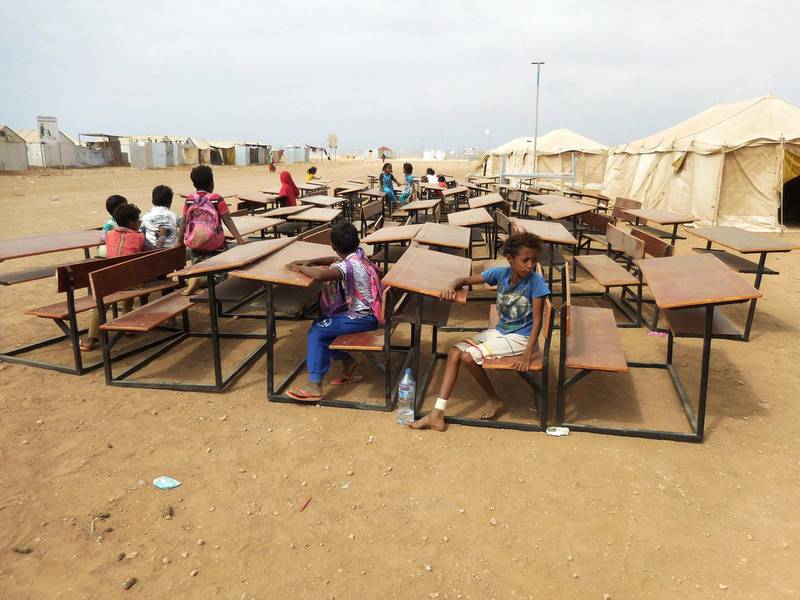 Participant Khalid

Photographs by the 9 participan in the refugees camp of Markazi. Obock, Djibouti 2017