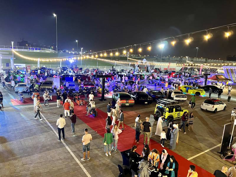 يعزز دبي كاندورا رالي مجتمع السيارات في الإمارات العربية المتحدة