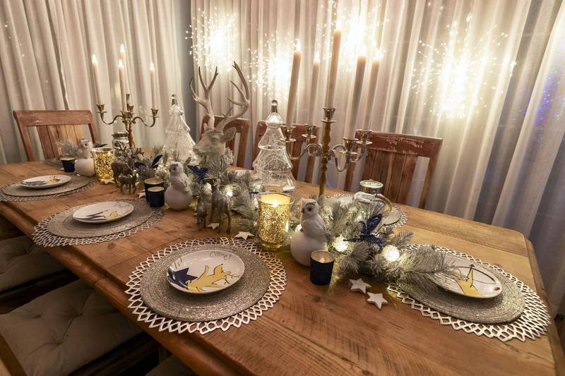 Dubai, United Arab Emirates - December 08, 2020: Christmas. Festive decorations by UAE residents. Lucy Gregory's house. Tuesday, December 8th, 2020 in Dubai. Chris Whiteoak / The National