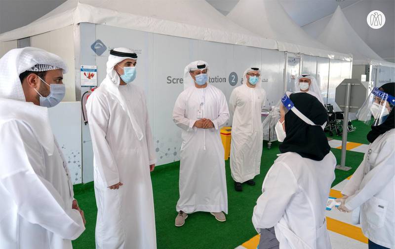 Sheikh Khalid bin Mohamed bin Zayed visits a drive-through testing centre in Abu Dhabi's Corniche. Courtesy: Abu Dhabi Media Office