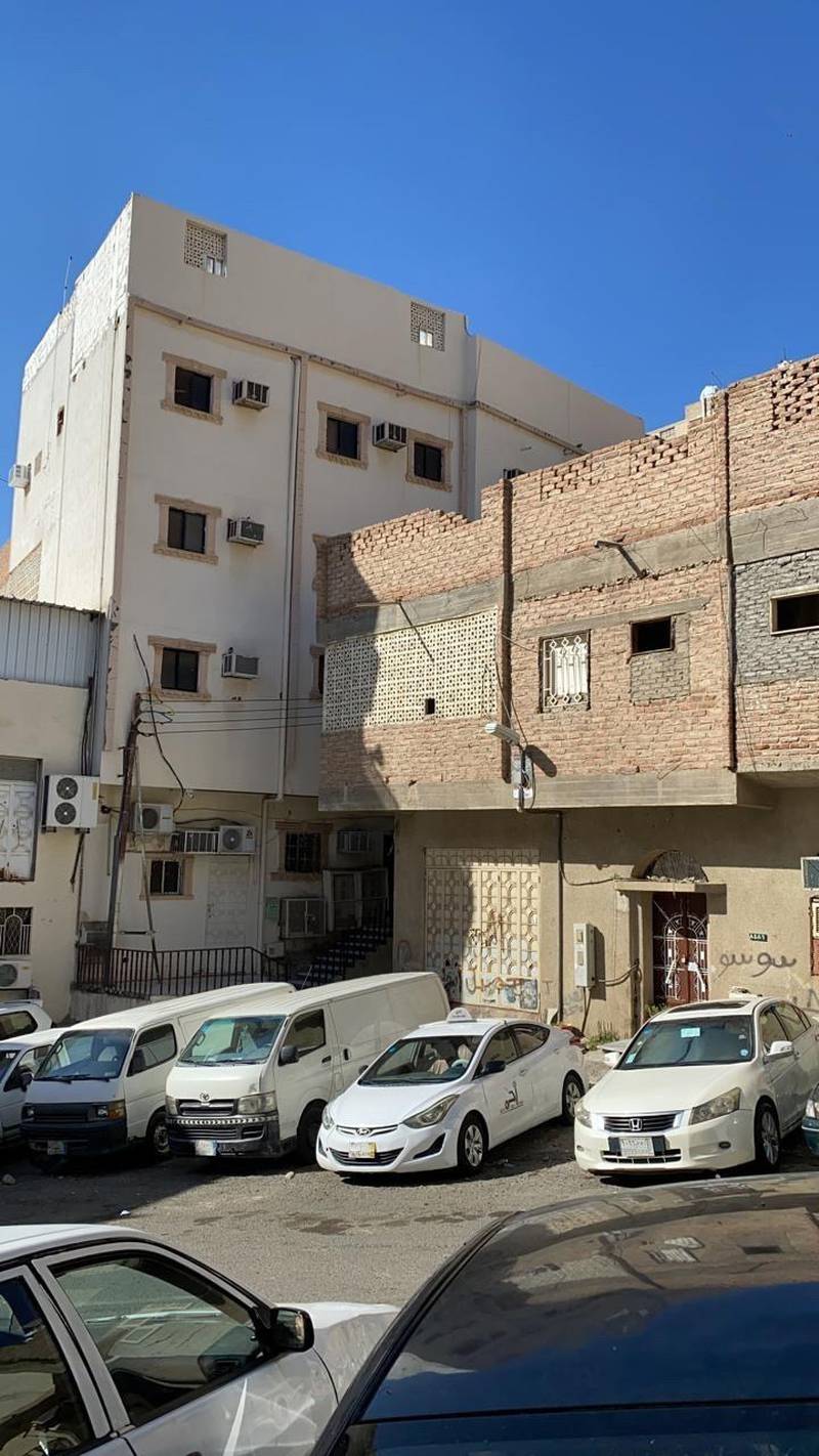 Noura Al Ahmadi house where they hosted the pilgrim. The house located in Sha'b Al Magharba, around 2 km from the holy mosque.