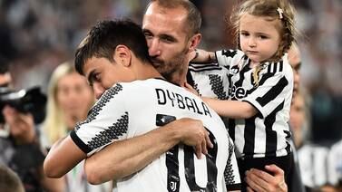An image that illustrates this article Lazio score late leveller to ruin Chiellini and Dybala's home farewell