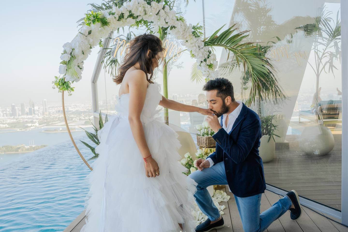 Yash Patel and Kinna Abhani planned their engagement at Aura Skypool Dubai together.  Photo: Proposal Boutique 