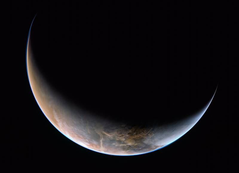 'Gorgeous new crescent view of Mars - a perspective you can never get from Earth.
Taken by @HopeMarsMission.' Photo: @SpaceGeck