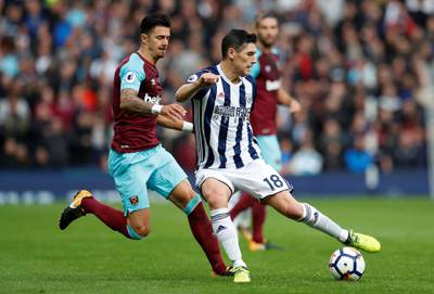 Soccer Football - Premier League - West Bromwich Albion vs West Ham United - The Hawthorns, West Bromwich, Britain - September 16, 2017   West Bromwich Albion's Gareth Barry in action   Action Images via Reuters/Andrew Boyers    EDITORIAL USE ONLY. No use with unauthorized audio, video, data, fixture lists, club/league logos or "live" services. Online in-match use limited to 75 images, no video emulation. No use in betting, games or single club/league/player publications. Please contact your account representative for further details.