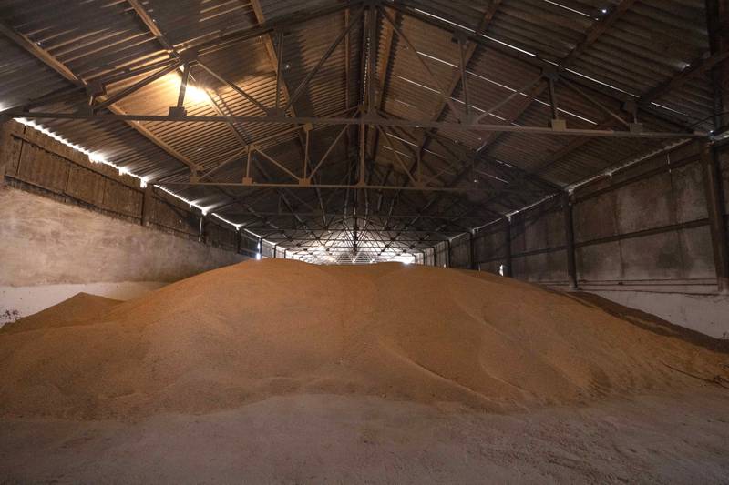 A wheat warehouse in Luky, western Ukraine. Wheat prices rose in April, strongly affected by the continuing blockade of the country's ports amid the conflict with Russia. Photo: AP