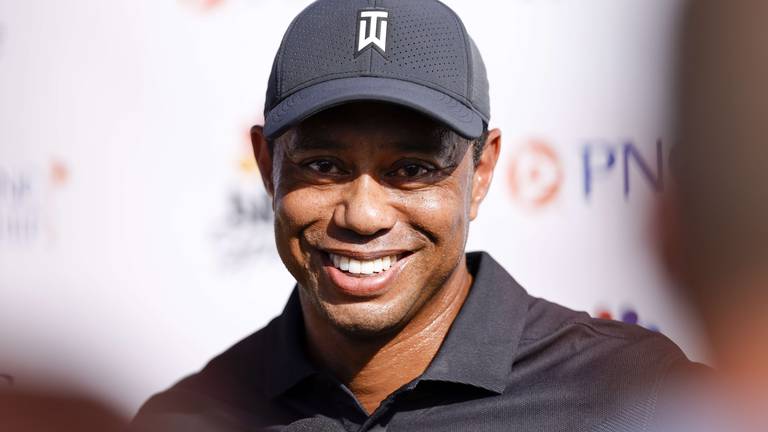An image that illustrates this article Tiger Woods returns 10 months after car crash