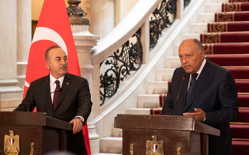 Mısır Dışişleri Bakanı Türkiye’de ilişkileri normalleştirme görüşmelerine devam ediyor