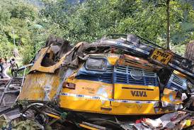 16 dead as bus falls into gorge in northern India's Himachal Pradesh
