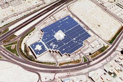 The Bahrain Mall, operated by Carrefour Bahrain, and will be the largest private solar plant in the Kingdom of Bahrain. Spanning over 40,000 square meters, the rooftop solar plant is expected to generate 10 million kilowatt-hours of clean energy in its first year of operation, equivalent to reducing carbon emissions by 6,300 tonnes. Over 11,600 solar panels will be installed to meet 50% of the shopping mall’s energy consumption needs. 