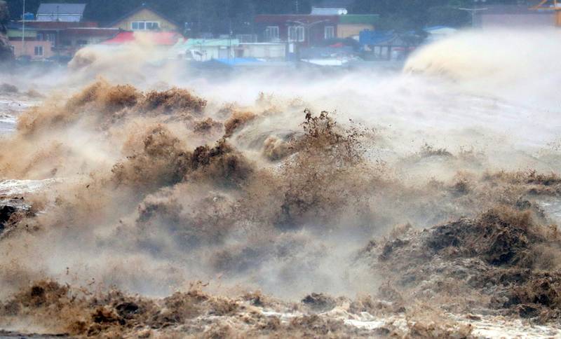 A high wave caused by Typhoon Hinnamnor in Pohang, South Korea, on September 6, 2022. Reuters