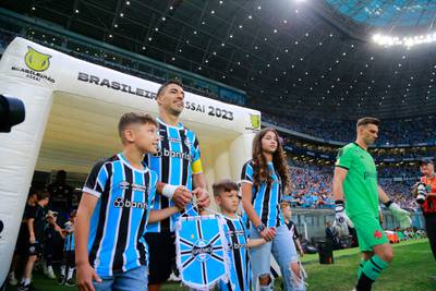 WATCH: Luis Suarez says emotional goodbye after 'beautiful year' at Gremio  ahead of potential link up with Lionel Messi at Inter Miami