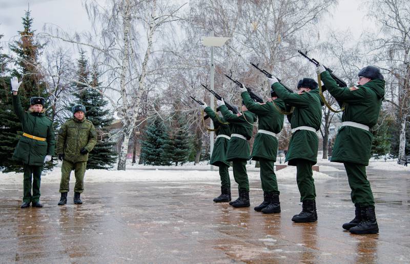 Honour guards fire a farewell salute during a ceremony in memory of Russian soldiers killed in the course of Russia-Ukraine military conflict, in Glory Square in Samara, Russia. Reuters