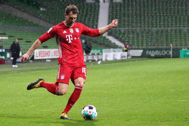 BREMEN, GERMANY - MARCH 13: Leon Goretzka of FC Bayern Muenchen runs with the ball during the Bundesliga match between SV Werder Bremen and FC Bayern Muenchen at Wohninvest Weserstadion on March 13, 2021 in Bremen, Germany. Sporting stadiums around Germany remain under strict restrictions due to the Coronavirus Pandemic as Government social distancing laws prohibit fans inside venues resulting in games being played behind closed doors. (Photo by Focke Strangmann - Pool/Getty Images)